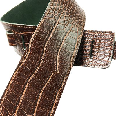 Sangle en cuir brun foncé imitation croco