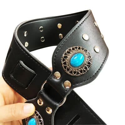 Sangle guitare en cuir incrustée de médaillons turquoises