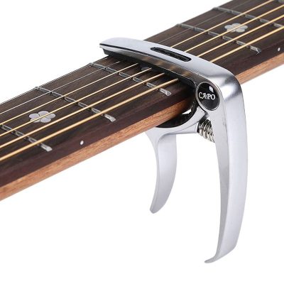 Capodastre pour guitare acoustique et électrique en metal ou bois - couleur arent