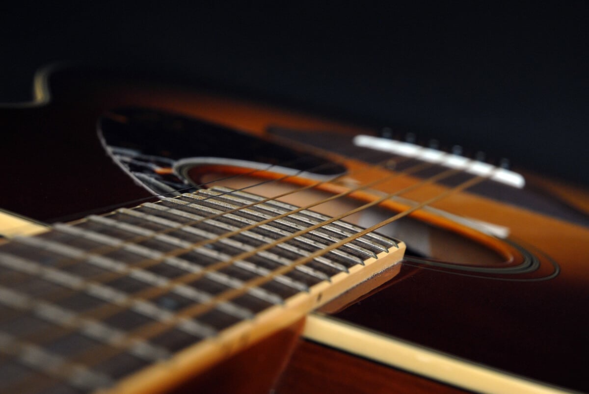 Choisir les bonnes cordes pour votre guitare classique