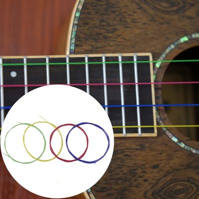 Détails Jeu de cordes colorées en nylon pour ukulélé