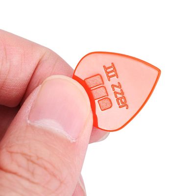 Médiators pour Basse électriques avec pointe pointue en nylon - couleur orange - lot de 50 pièces