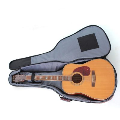 intérieur de la Housse guitare pour guitare accoustique au look vintage