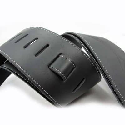 Sangle très large en cuir noir détails réglage
