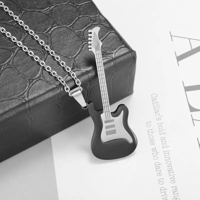 Pendentif guitare électrique - couleur noir