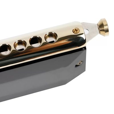 détails Harmonica chromatique 16 trous - modèle
