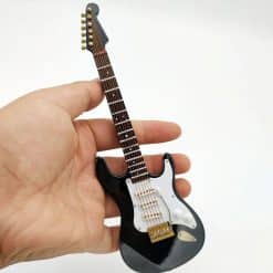 Guitare Miniature électrique à échelle 1-6ème !