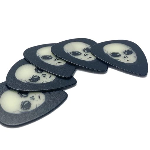 Avis 5 médiators de guitare Tête Alien - Lot de 5 pièces