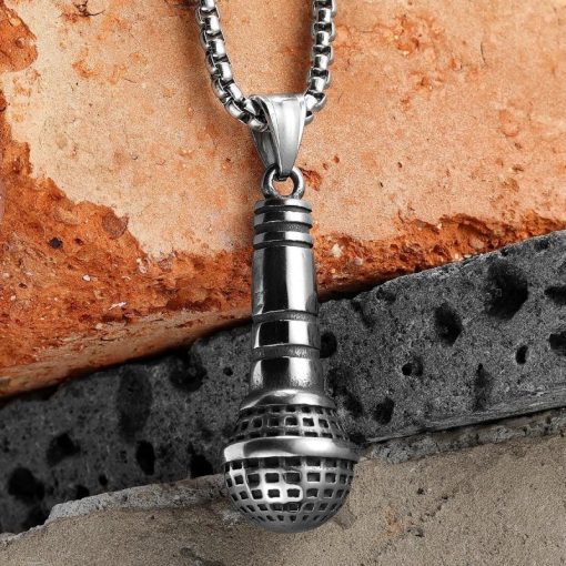 Détails du Collier Pendentif Microphone Vintage - Style Rock