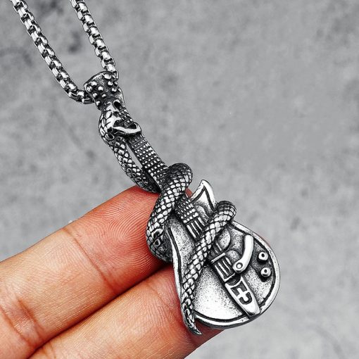 Détails complets du Pendentif Guitare Heavy Metal Rock avec Guitare Enveloppée par un Serpent