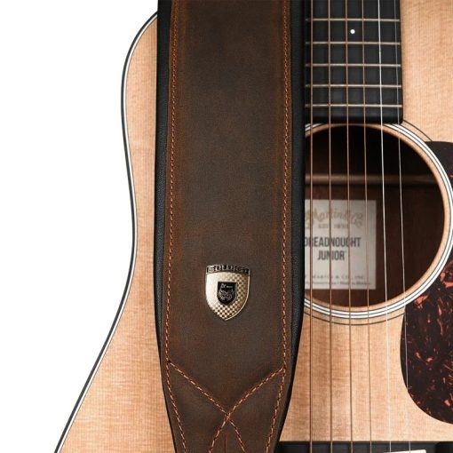 Détails de la Sangle de Guitare 'Élégance Vintage' en Cuir Premium