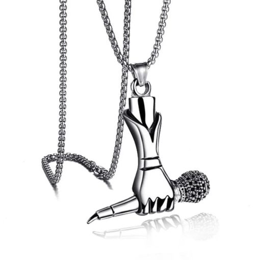 détails du Collier Pendentif Microphone Main - Style Rock et Musique