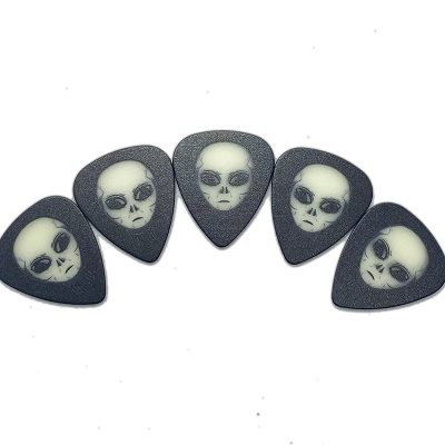 test 5 médiators de guitare Tête Alien - Lot de 5 pièces