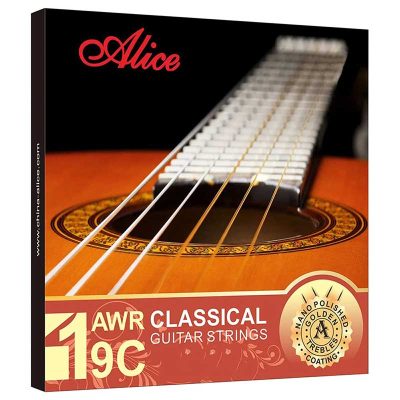 Avant Cordes Guitare Classique Cordes de Concert aux Aigus en Carbone Couleur Ti-Or Explosifs mais Non Dénués de Finesse