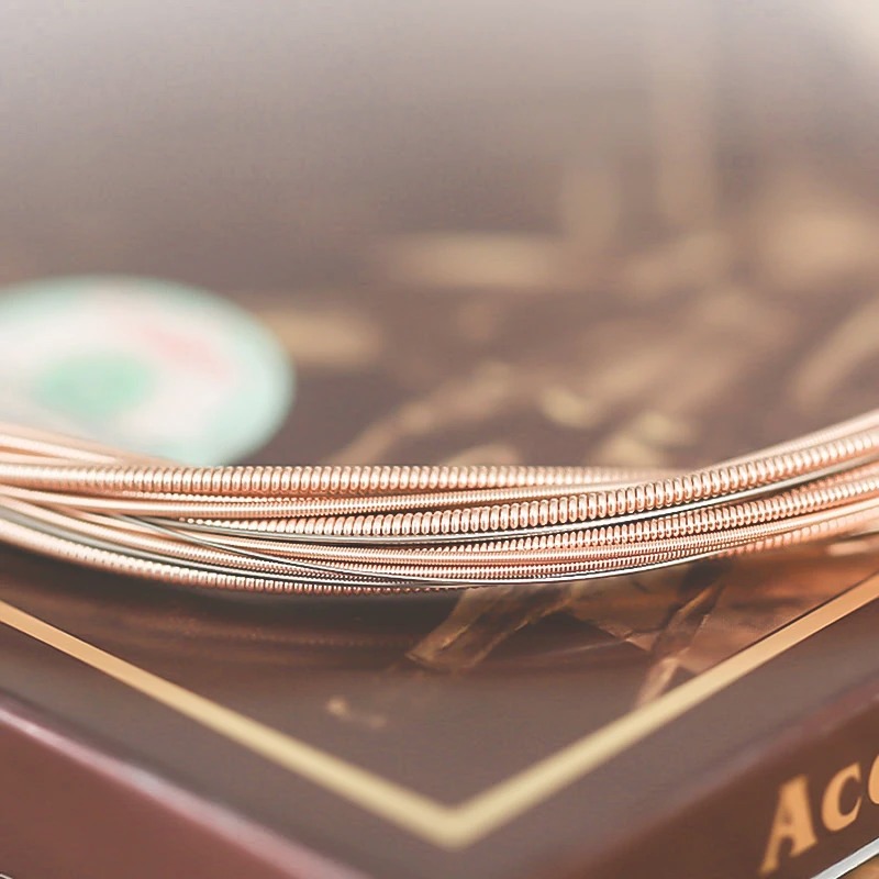 Vue générale Cordes pour Guitare Acoustique - Bronze Phosphore, Chaud, Son Clair, Extrémités des Boules Marquées Spécialement pour un Accord Plus Facile