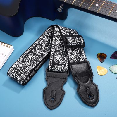 Détails de la Magnifique Sangle Guitare Rock 'Paisley Noir Élégance'