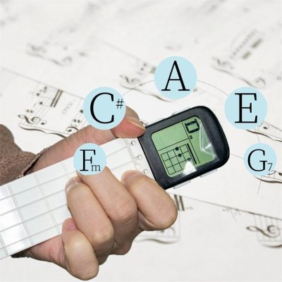 Fretboard Exerceur d’Accords Guitare et Ukulélé “Pocket Uke” – Manche Rétractable avec Métronome et Écran LCD