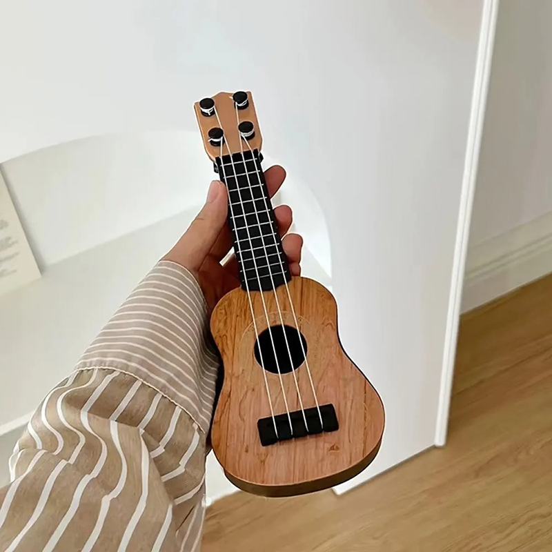 Vue détaillée Mini Guitare Ukulélé Enfant – Ukulélé Classique Bois Naturel