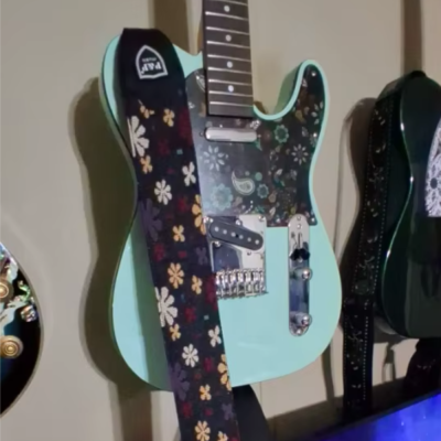 Détails de la Sangle Guitare Classique en Cuir et Coton brodé Motif Fleuris Bohème