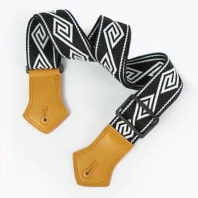 Magnifique Sangle de Guitare Vintage Labyrinthe Noir et Blanc