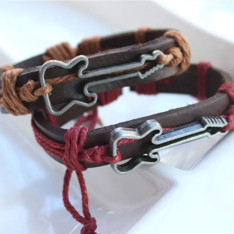 Vue complète du Bracelet Guitare Rock Corde Bohèm