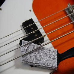 Brosse et Nettoyeur - de Cordes pour Guitare - Outil d'Entretien 2-en-1