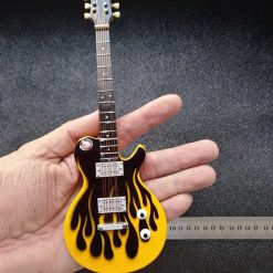 Avant Mini Guitare Rock 'Flamme Jaune' Édition Collector avec Sangle