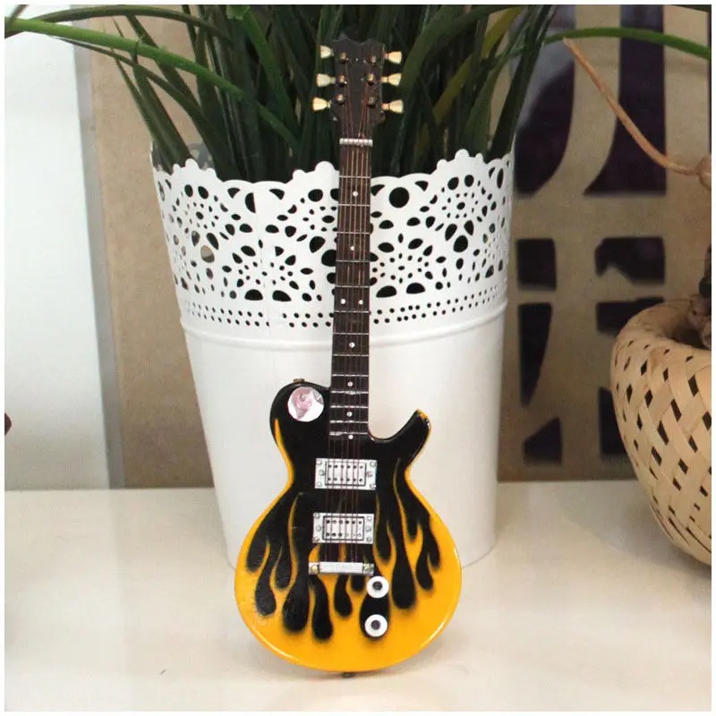 Mini Guitare Rock 'Flamme Jaune' Édition Collector avec Sangle