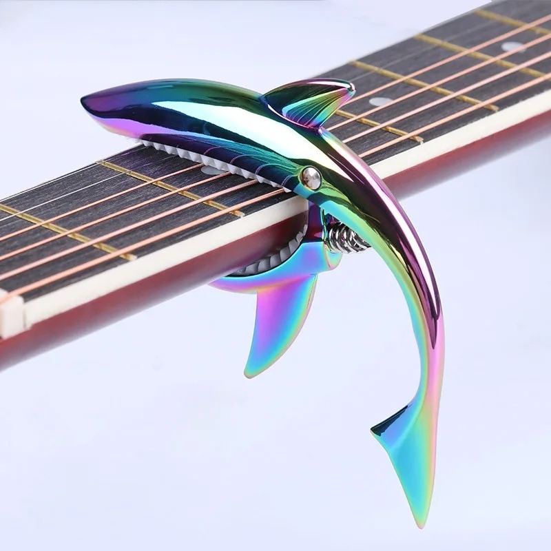 Capodastre En Métal Léger Forme Requin Pour Guitare, Ukulélé, Banjo - Idéal Débutants, Accordage Précis (13x8.5 Cm)