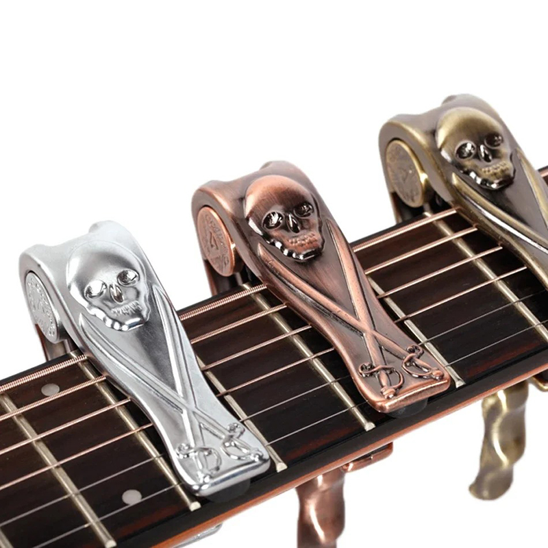 Capodastre Guitare Tête de Mort Pirates - Design Métallique Vintage