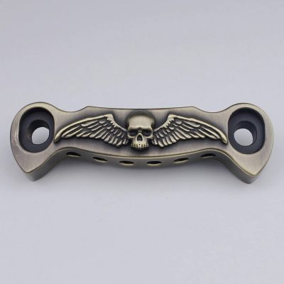 Cordier Guitare Électrique Crâne Ailé Métallique “Wings of Death” Couleur Bronze