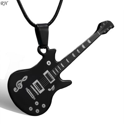 Vue détatillée du Collier avec Pendentif Guitare Vintage Métal “Old School Rock”